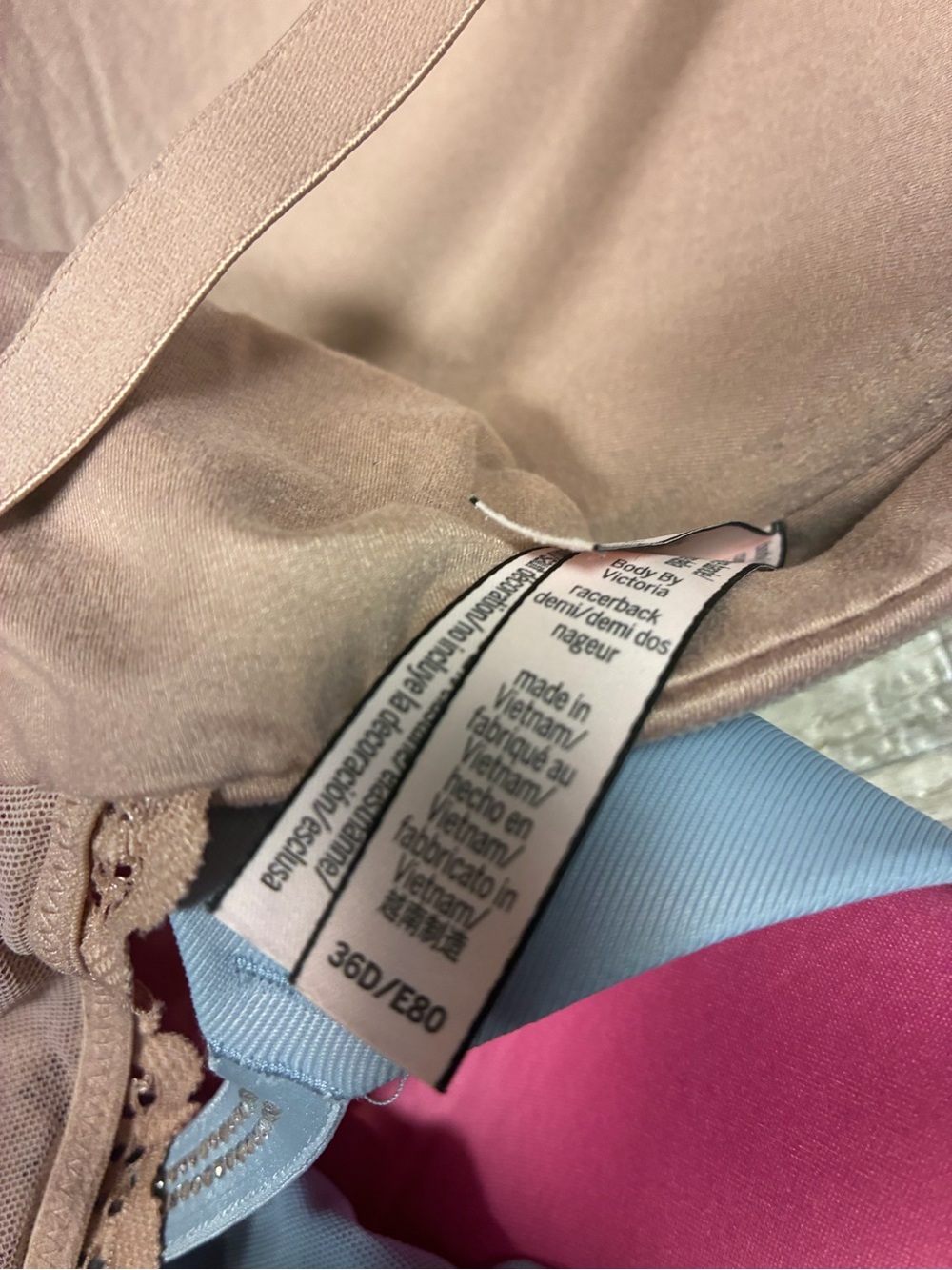 Victoria Secret 2 Bras Racerback Demi Wear Everywhere T Shirt Diamanté - Picture 11 of 11
